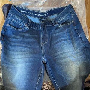Women’s jeans